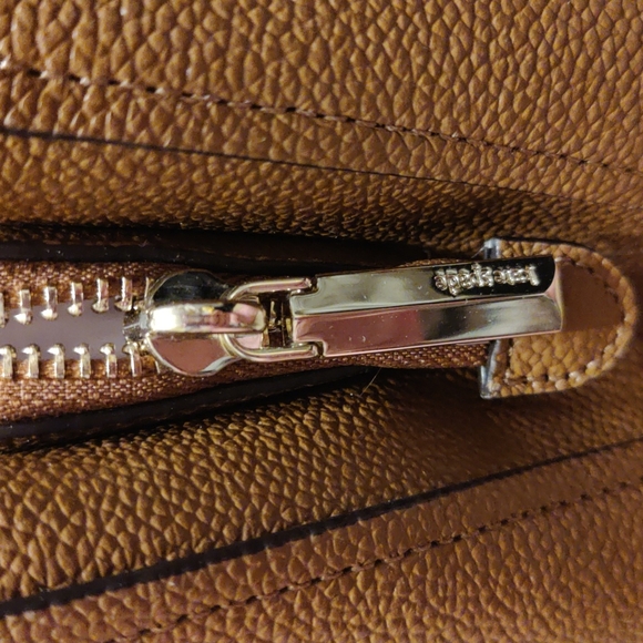 Kate Spade Purse Handbag With Removable Shoulder Strap - Picture 9 of 9